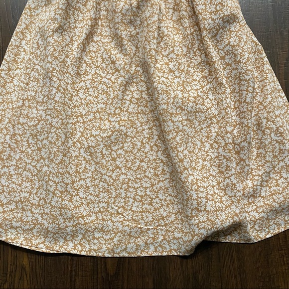 ⛔️SOLD⛔️Puff sleeve square neck mini dress - Picture 2 of 5